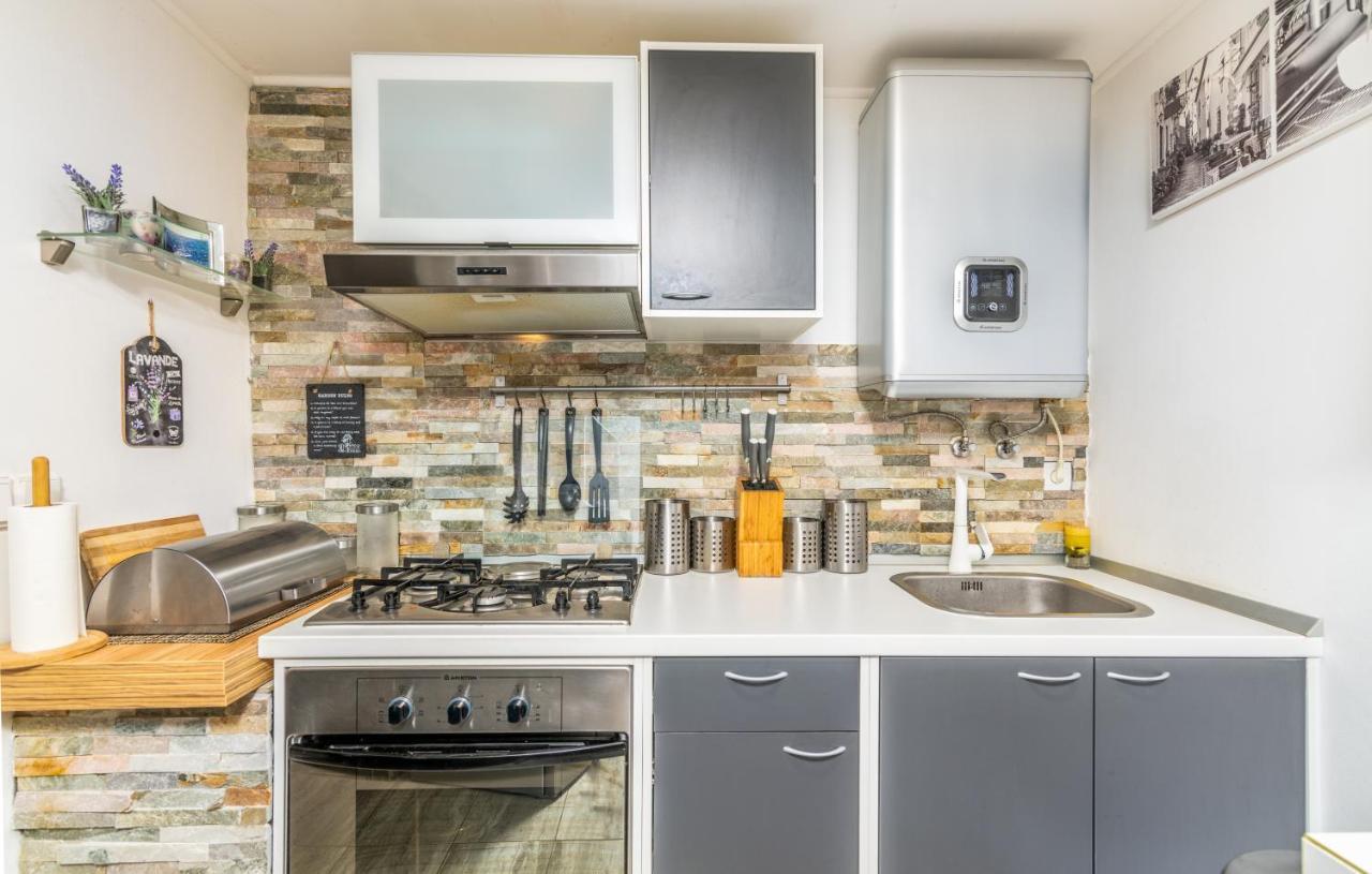 Stone House Knez Apartment Vrbnik Exterior photo