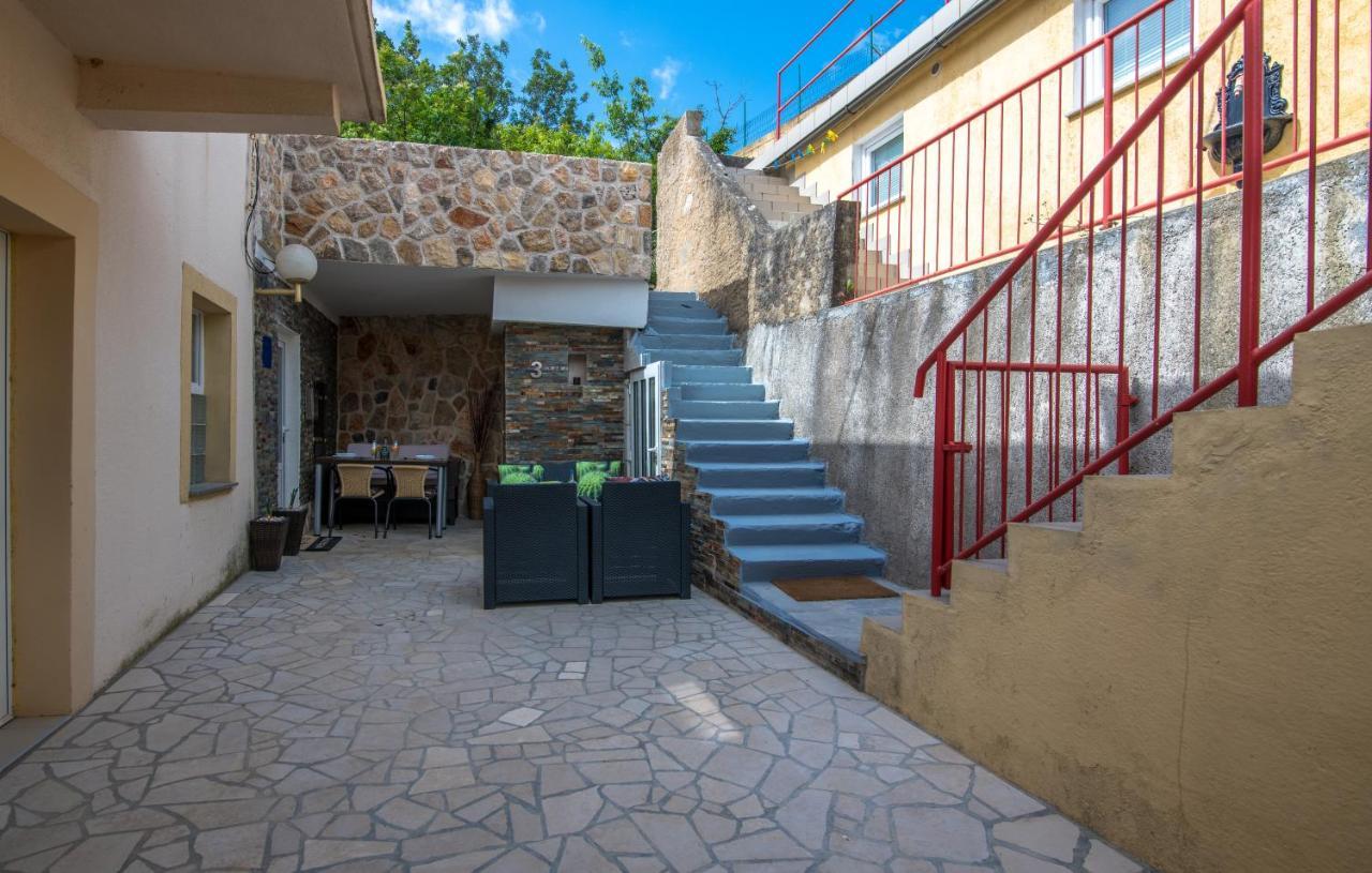 Stone House Knez Apartment Vrbnik Exterior photo